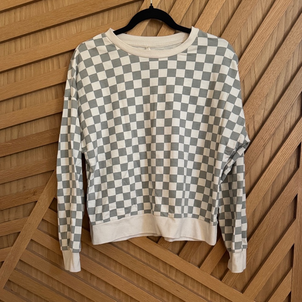 Rylee and Cru Checkered Gray and White Women's Top